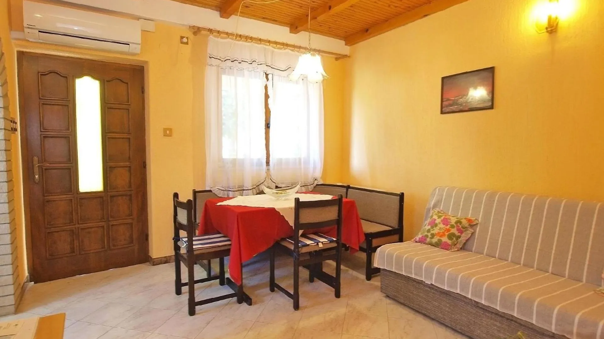 Apartment Ferienwohnung Fuer 4 Personen Ca 32 Qm In Rovinj, Istrien Istrische Riviera Croatia