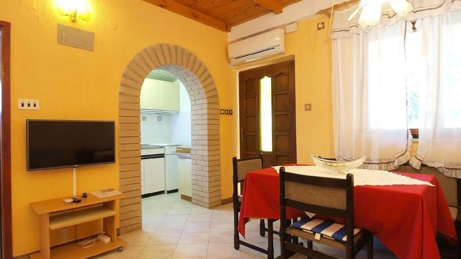 Apartment Ferienwohnung Fuer 4 Personen Ca 32 Qm In Rovinj, Istrien Istrische Riviera